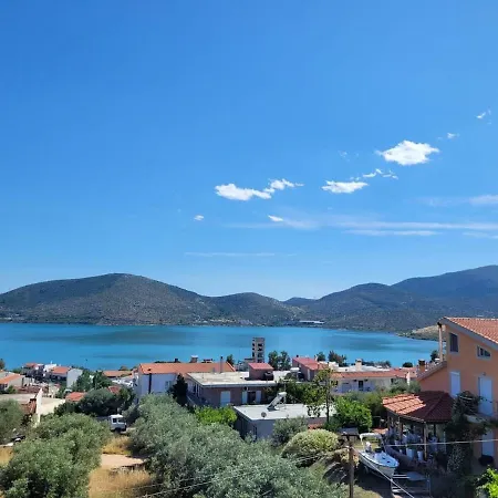 Lovely House With Amazing Views Халкида