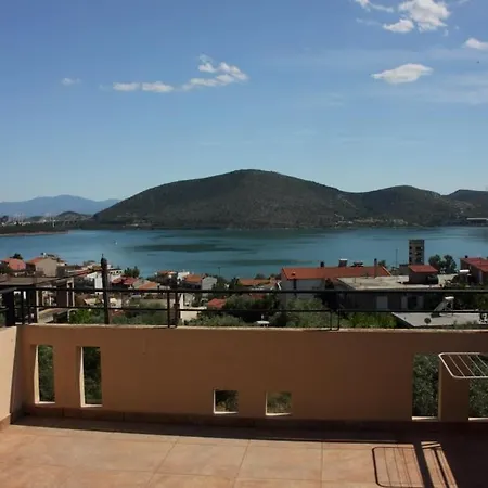 Lovely House With Amazing Views בית נופש *