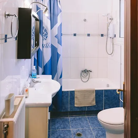 Lovely House With Amazing Views בית נופש
